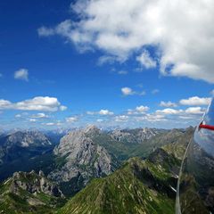 Flugwegposition um 09:50:06: Aufgenommen in der Nähe von Gemeinde Lesachtal, Österreich in 2647 Meter